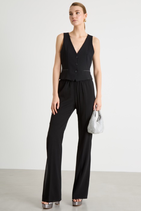 Gilet aderente con tasche Intrend