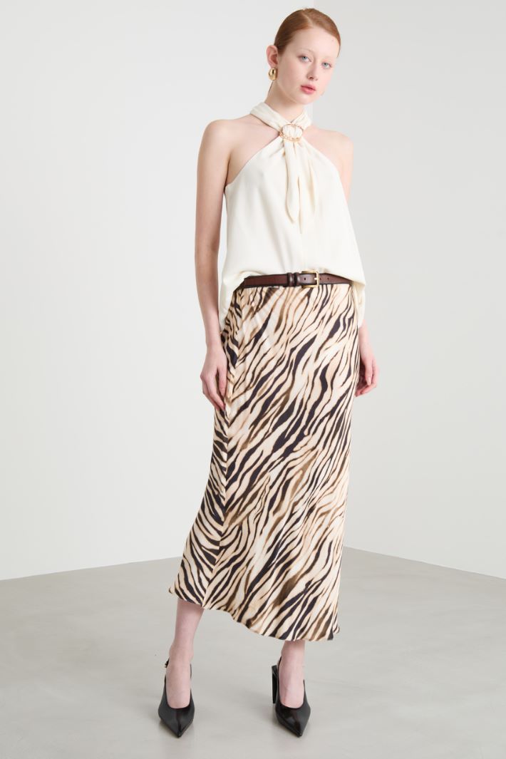 Lightweight satin top Intrend