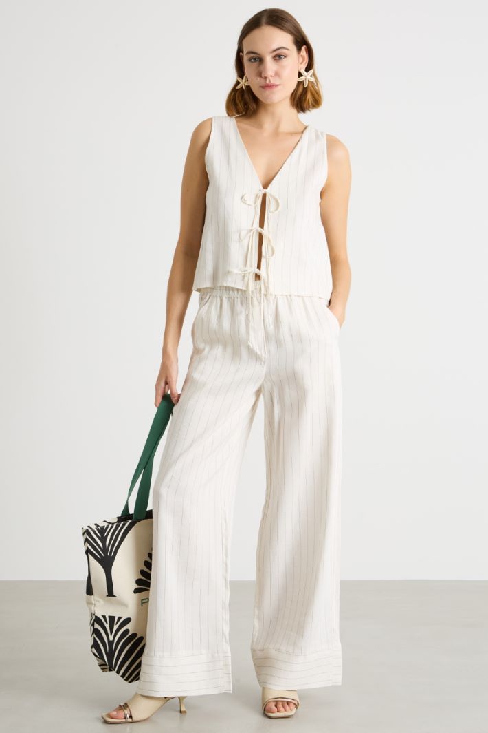 Tie-fastening top Intrend