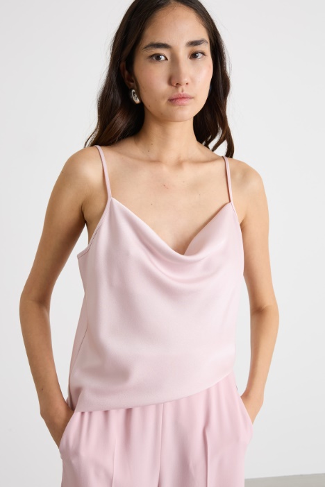 Slip top fluido