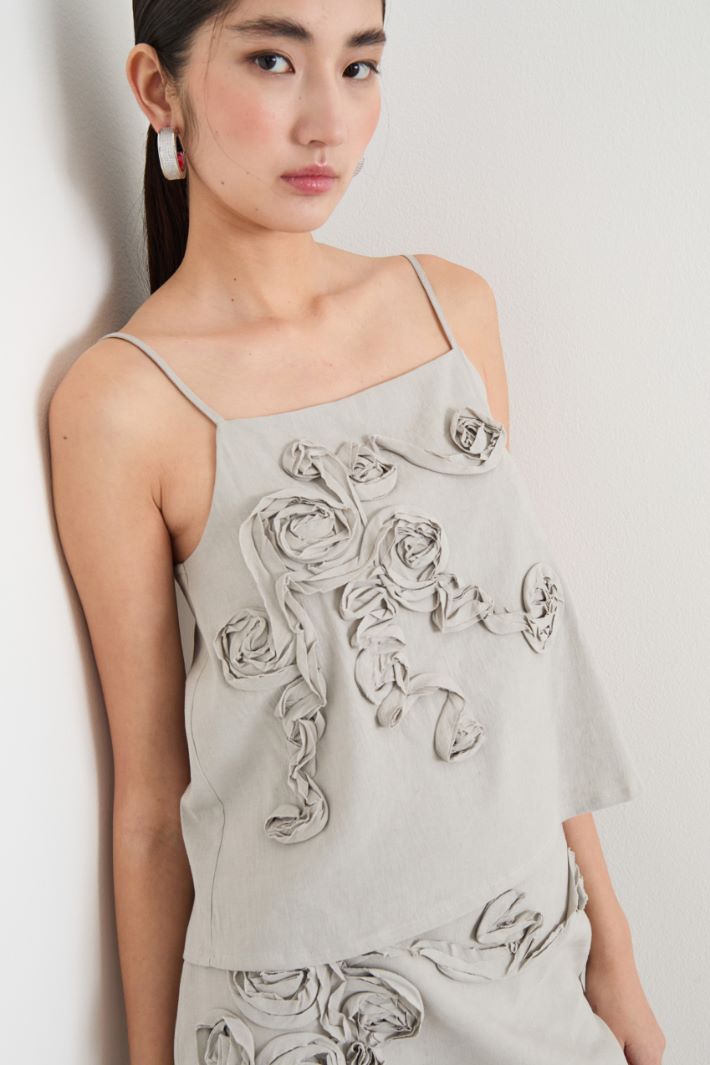 Floral embroidered top Intrend - 3