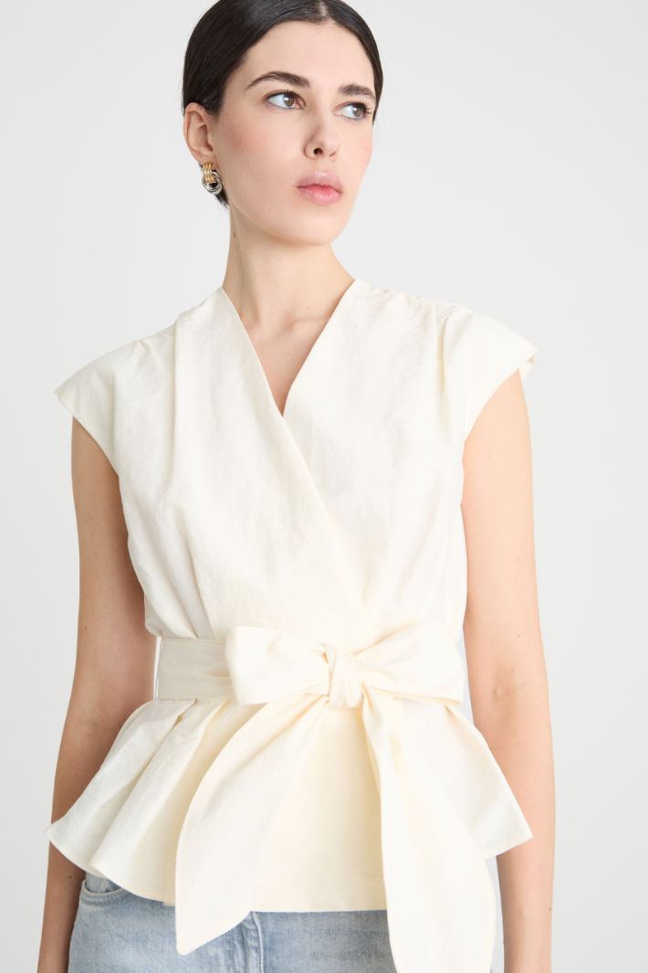 Belted Top Intrend - 3