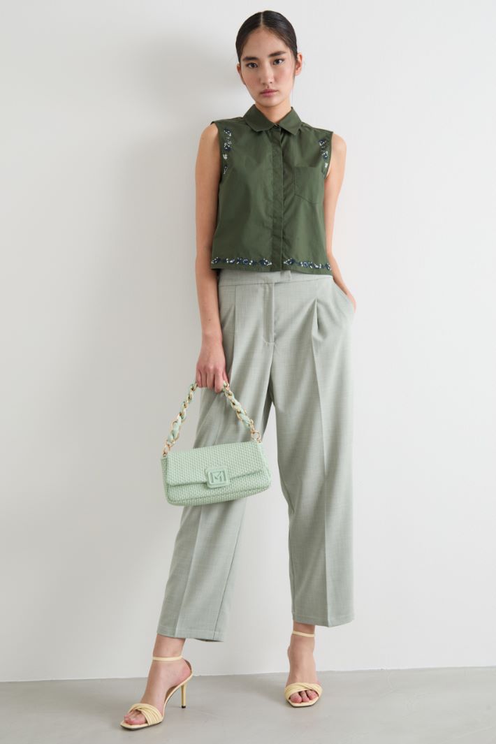 Embroidered poplin top Intrend