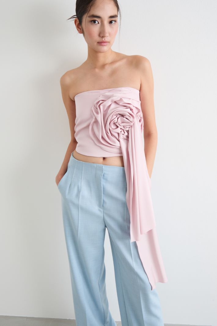 Rose-appliqué top Intrend - 2