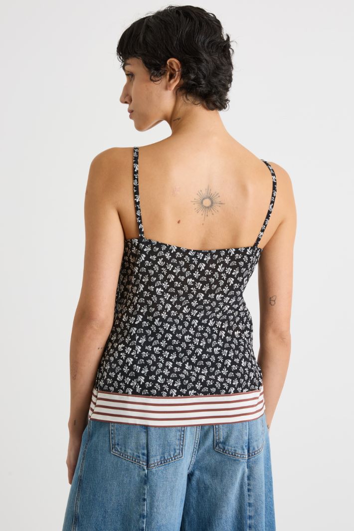 Contrast-panel top Intrend - 4