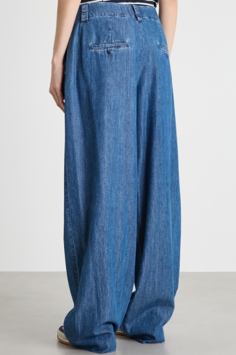 Vaqueros oversize con pinzas