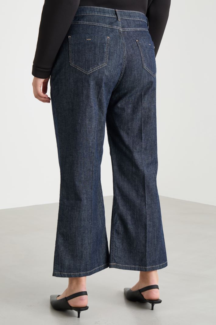 Jeans crop con fondo svasato Intrend - 4