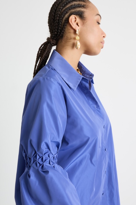 Blusa de tafetán