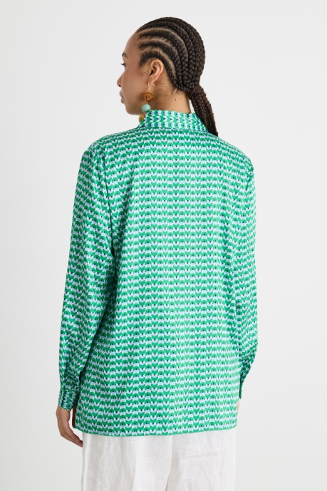 Blusa fluida de twill estampado