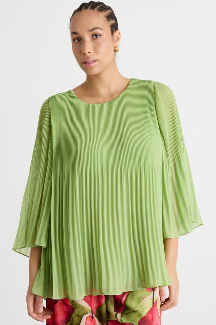 Blusa in georgette plissé Intrend - 2