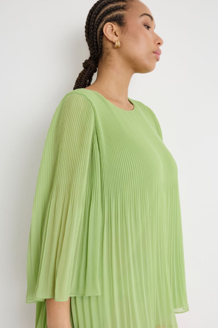 Blusa in georgette plissé Intrend - 3