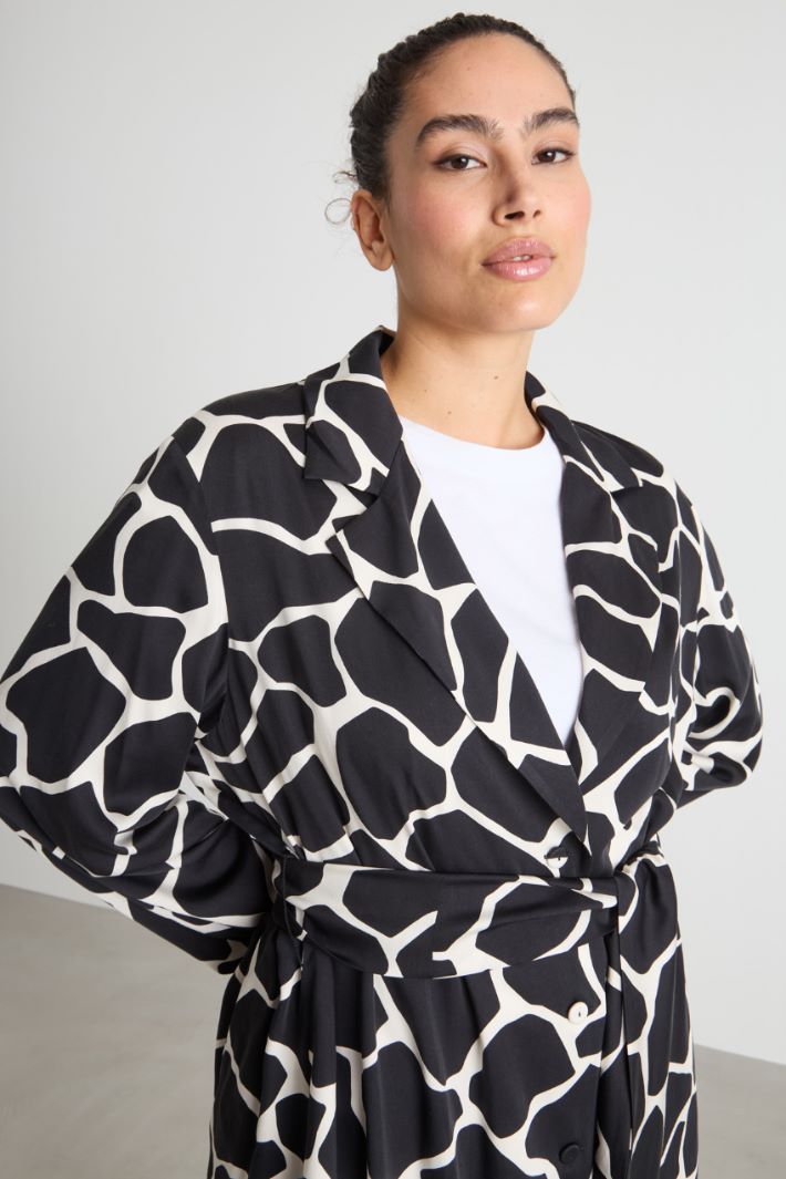 Belted fluid satin tunic Intrend - 3