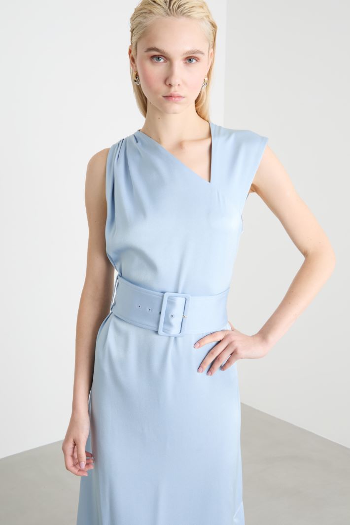 Belted satin dress Intrend - 3