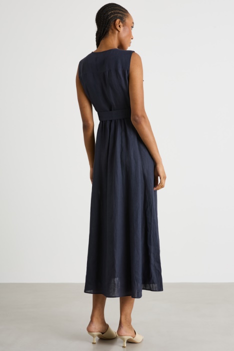 Vestido sin mangas con botones