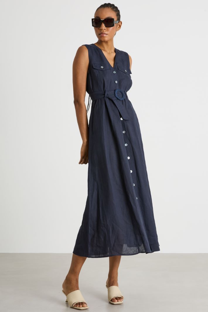 Button-front sleeveless dress Intrend