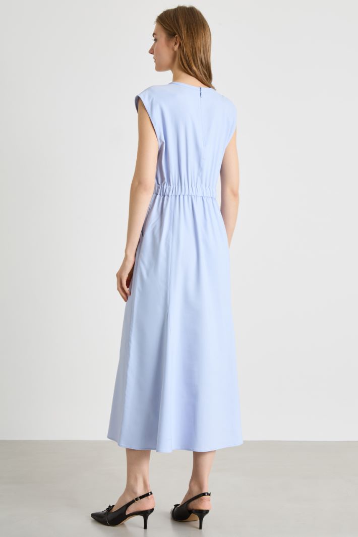 Vestido con abertura de lágrima Intrend - 4