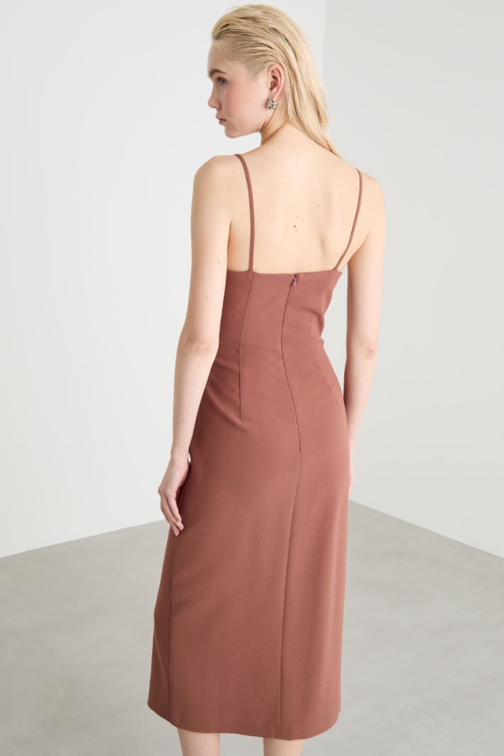 Abito in raso con spacco Intrend - 4