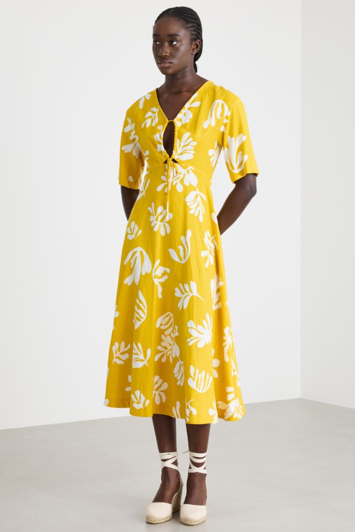 Abito con cut-out Intrend - 2