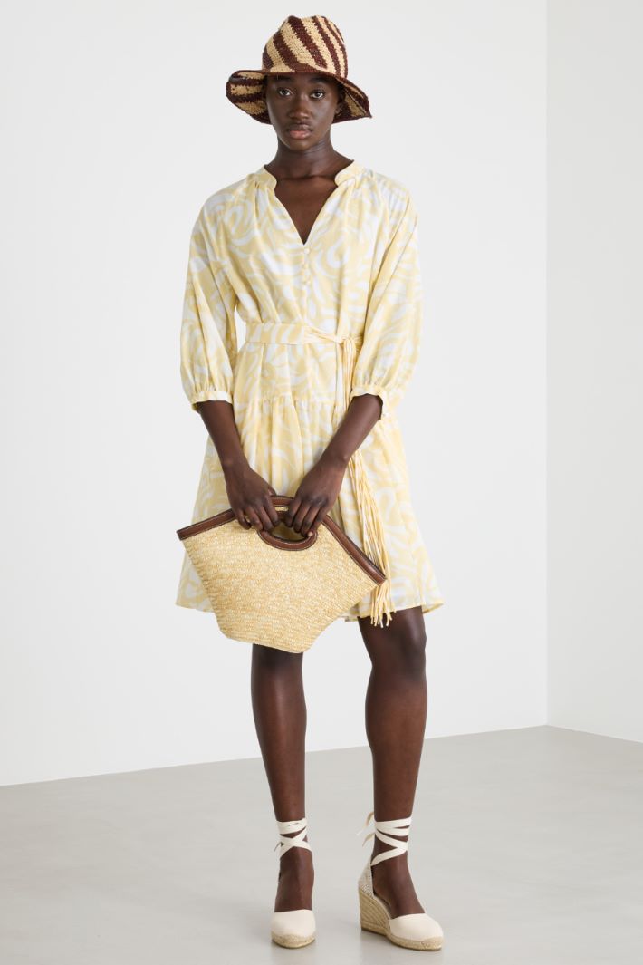 Abito in mussola stampata Intrend