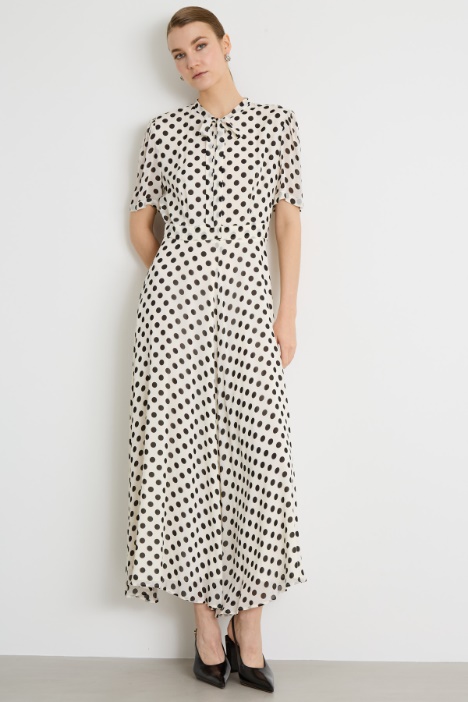 Vestido de georgette con lazada