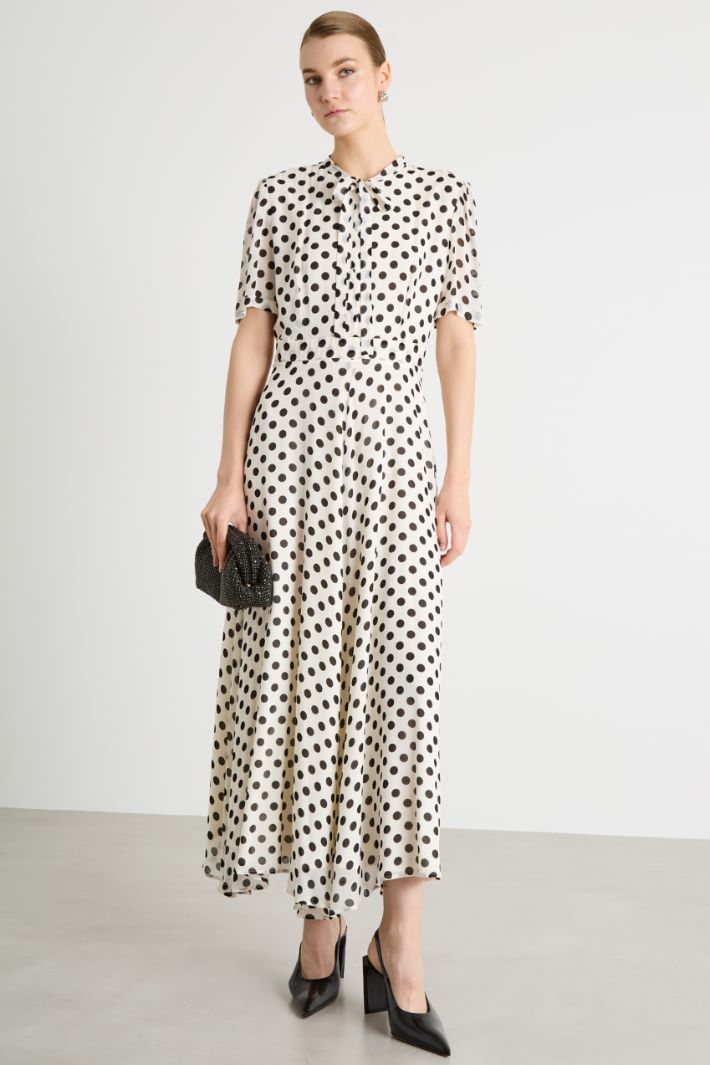 Tie-Neck Georgette Dress Intrend