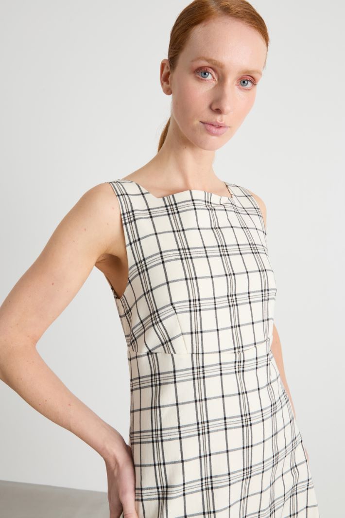 Abito in stuoia stretch Intrend - 3