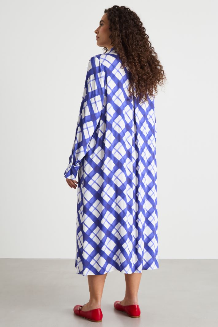 Satin shirt dress Intrend - 4