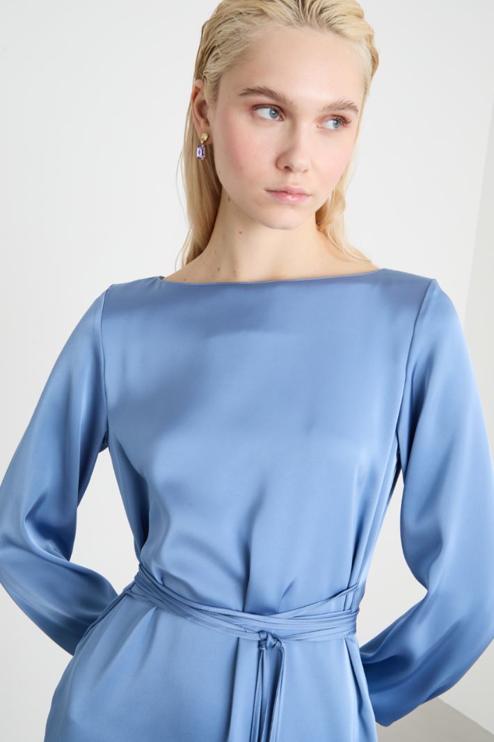 Belted satin dress Intrend - 3