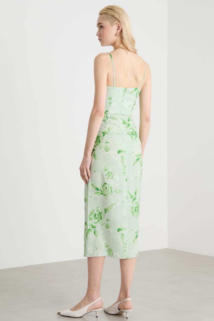 Satin dress with slit Intrend - 4