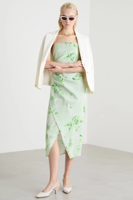 Satin dress with slit - Intrend