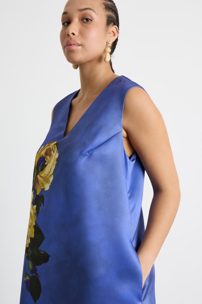 Abito in duchesse con stampa Intrend - 3