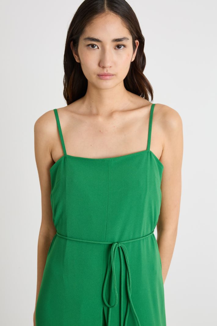 Crepe jumpsuit Intrend - 3