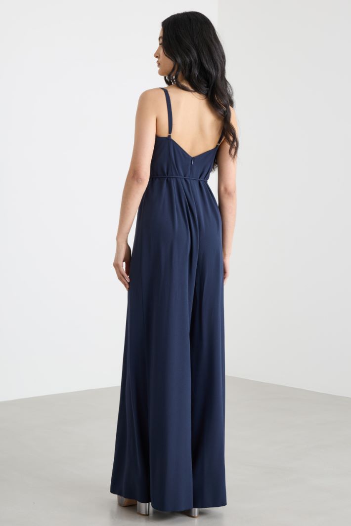 Crepe jumpsuit Intrend - 4