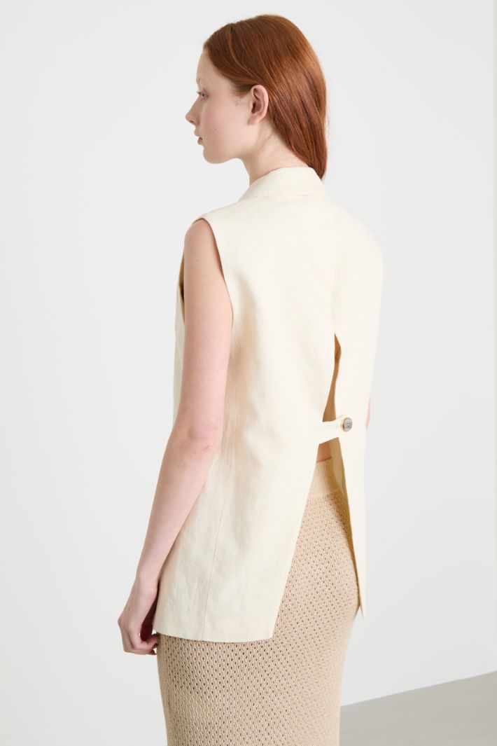 Double-breasted open-back waistcoat Intrend - 4