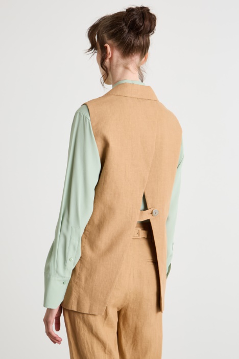 Gilet doppiopetto con apertura posteriore