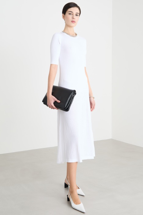 Vestido de corte sirena de punto