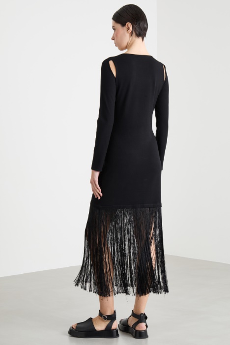 Abito con frange lunghe
