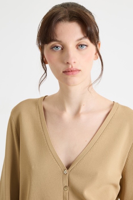 Cardigan dritto con scollo a V