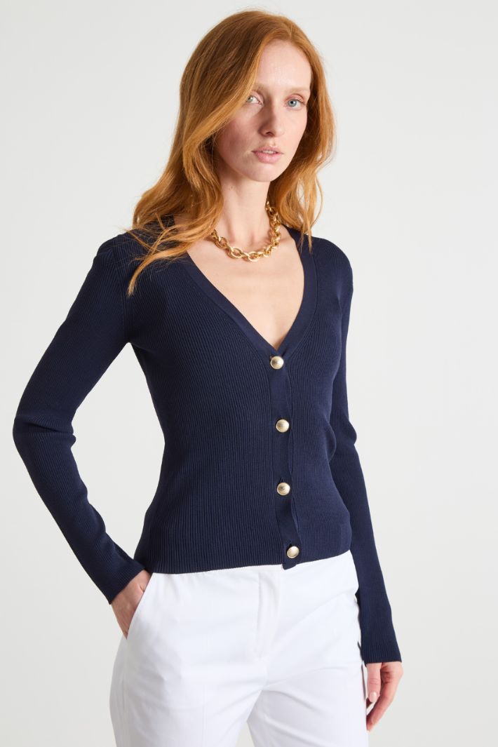 Fitted V-Neck Cardigan Intrend - 2