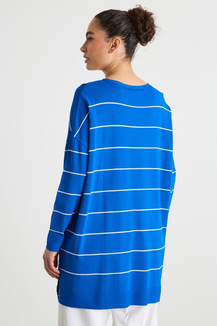 Oversized jumper with side slits Intrend - 4