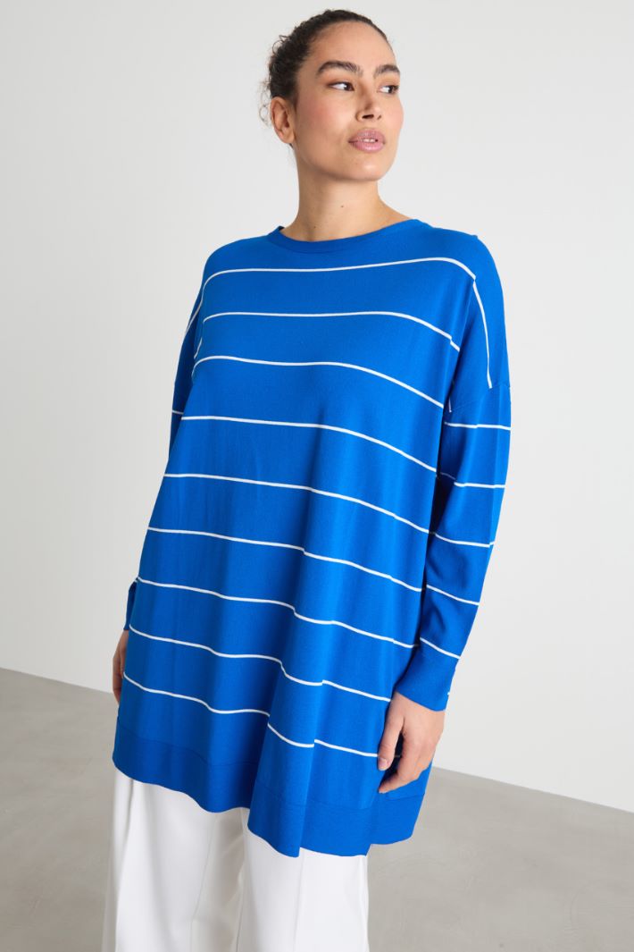 Oversized jumper with side slits Intrend - 2