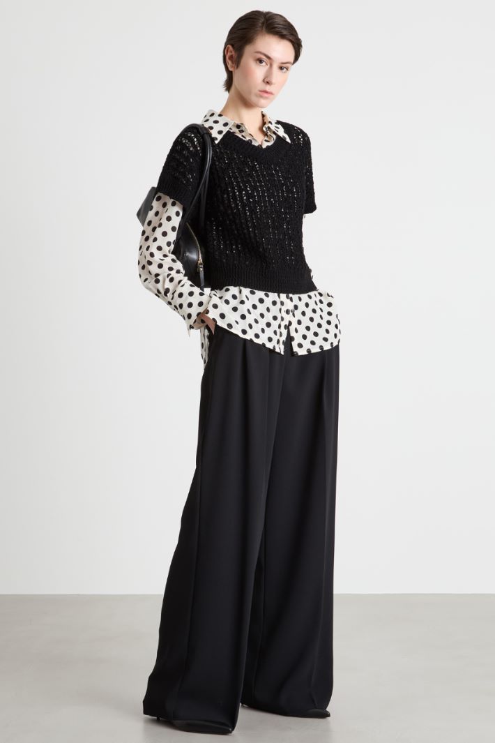 Cropped open-knit top Intrend