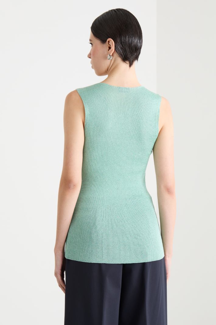 Fitted laminated-knit top Intrend - 4