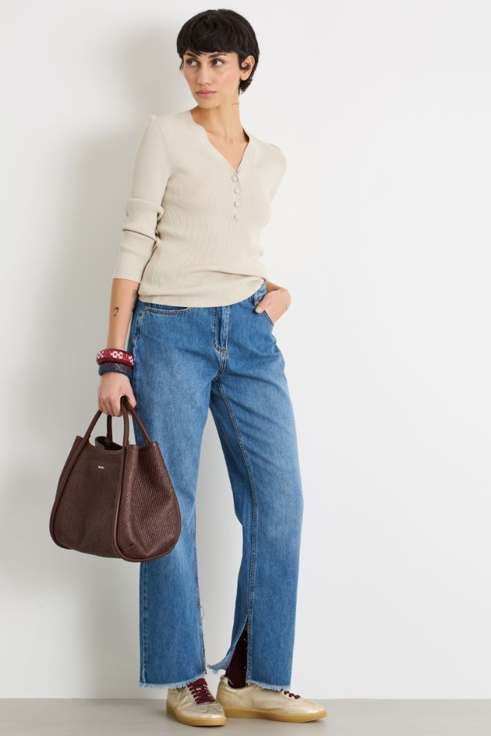 Fitted V-neck cardigan Intrend