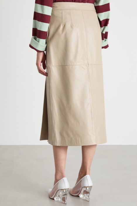 Gonna dritta con pinces