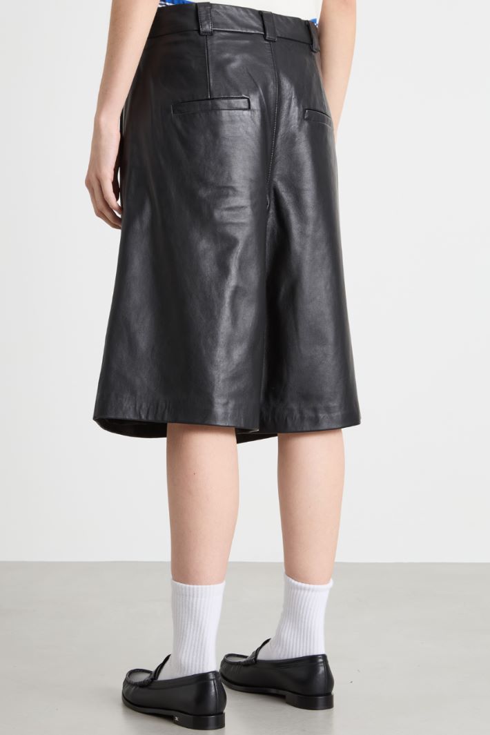 Panelled maxi Bermuda shorts Intrend - 4