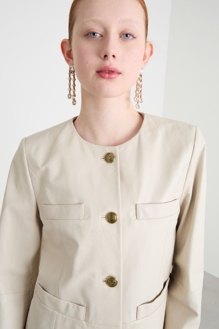 Giacca aderente con tasche Intrend - 3