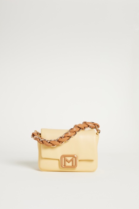 Padded bag in coated fabric Intrend