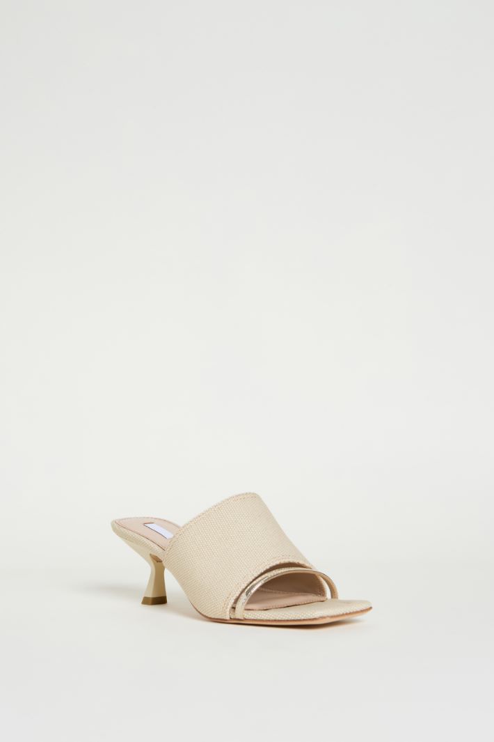 Canvas mules Intrend - 2