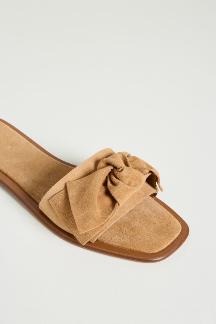 Suede bow slides Intrend - 4
